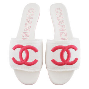 Chanel 24C White Fuchsia Pink CC Logo Fabric Knit Mule Slide Slip On Sandal 41